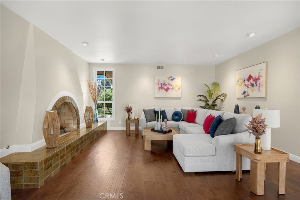 1301 Fox Drive Fullerton, CA 92835 - Photo 6 of 43