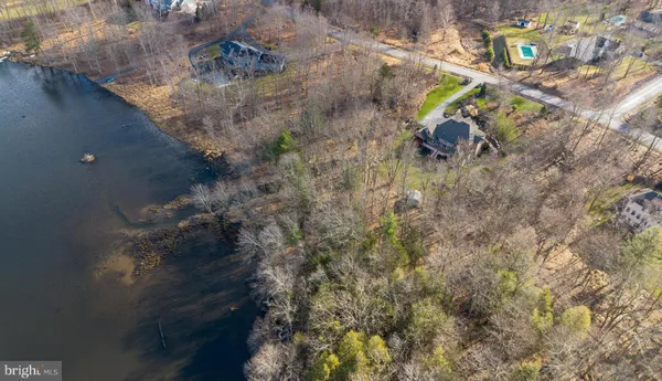 $1,000,000 | 414 Ice Harvest Drive, Mountain Top, PA 18707