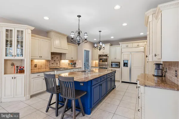 $1,000,000 | 414 Ice Harvest Drive, Mountain Top, PA 18707
