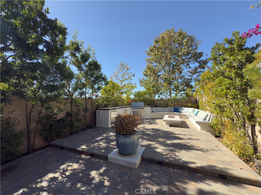 93 Turnstone Irvine, CA 92618 - Photo 36 of 52 a view of a yard with plants and trees