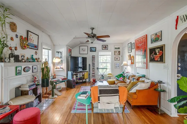 $665,000 | 4339 Pershing Avenue, Fort Worth, TX 76107