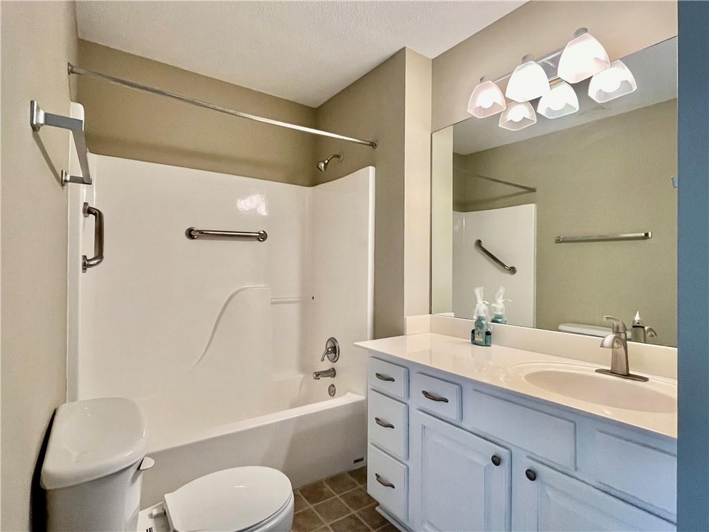 311 East Hansen Court, Unit 73 Independence, MO 64055 - Photo 22 of 33