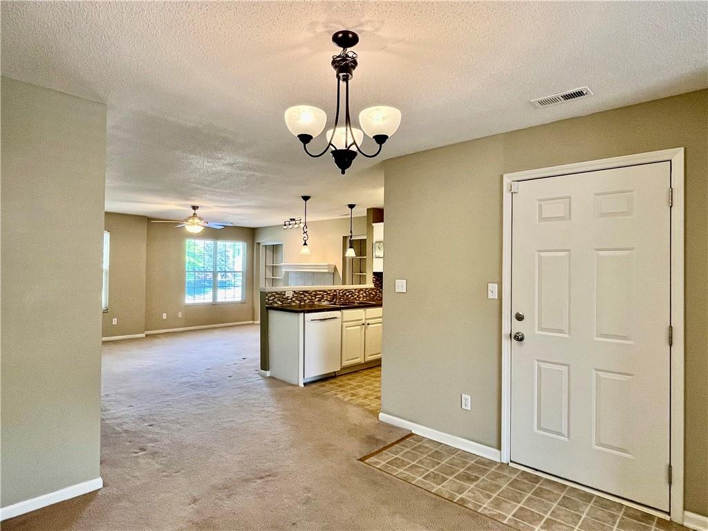 311 East Hansen Court, Unit 73 Independence, MO 64055 - Photo 7 of 33