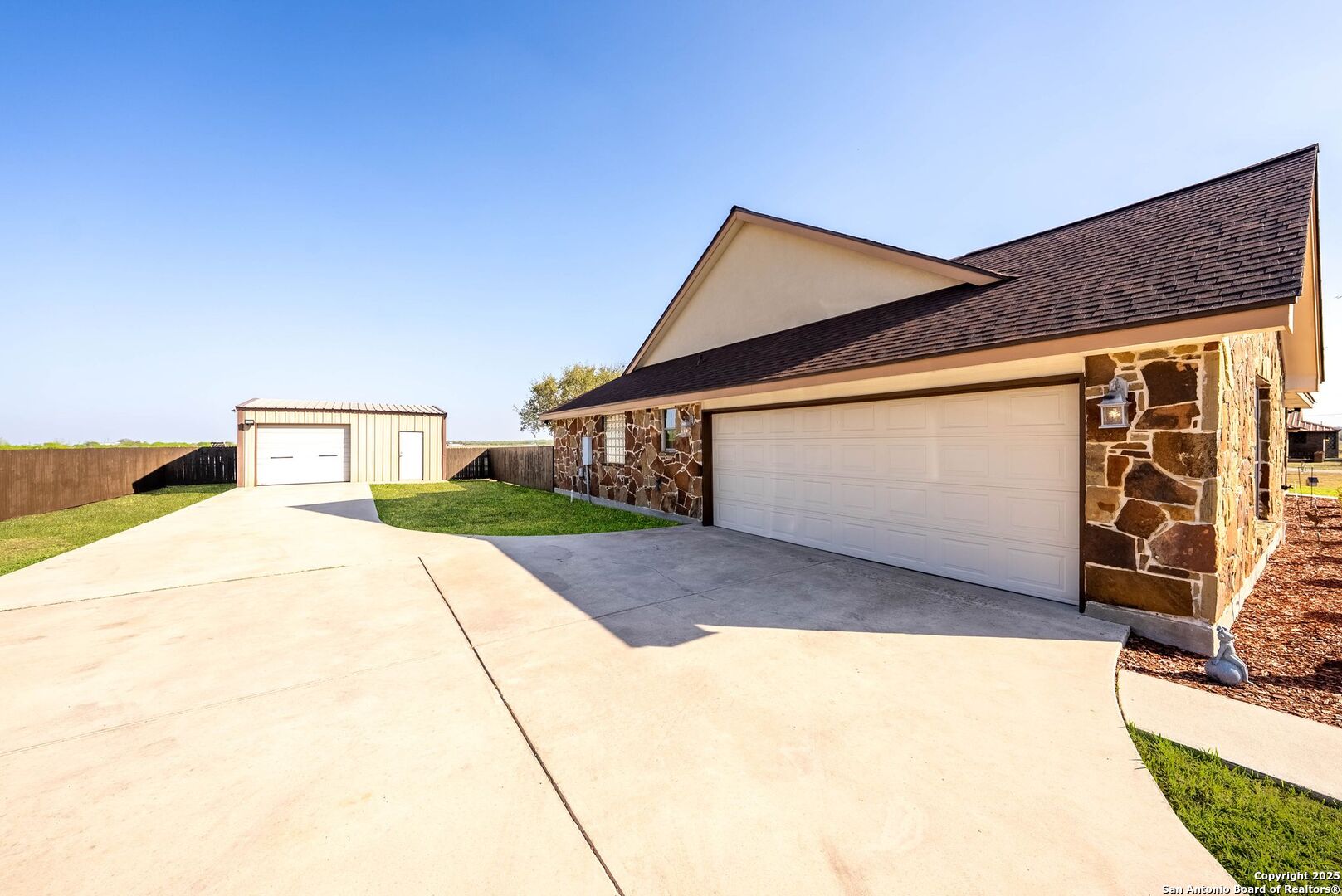 3362 Abbott Road St. Hedwig, TX 78152 - Photo 37 of 76
