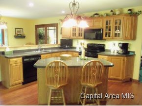 14875 Bab Road Auburn, IL 62615 - Photo 4 of 16