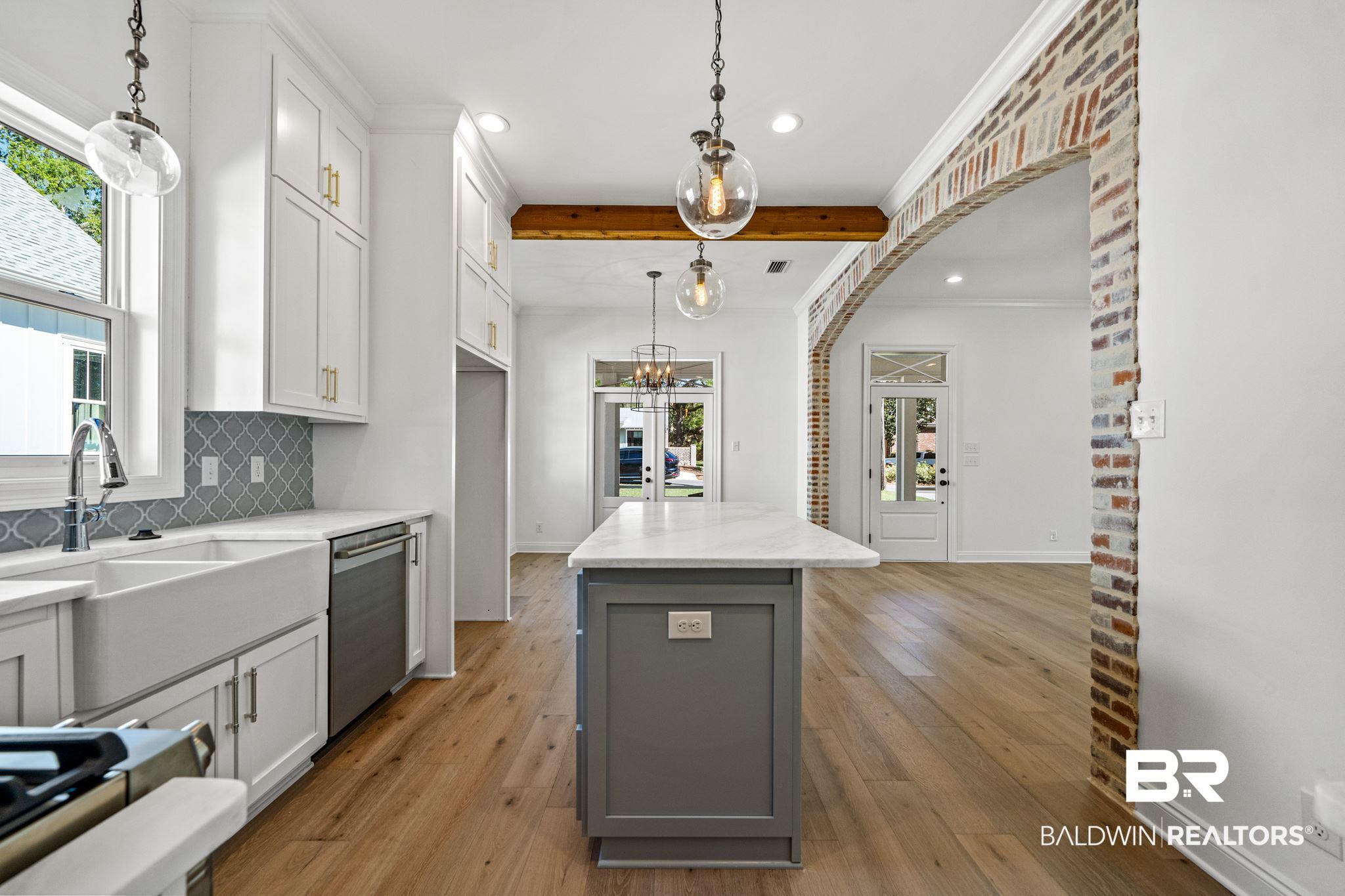 432 Liberty Street Fairhope, AL 36532 - Photo 9 of 26 Kitchen to Dining
