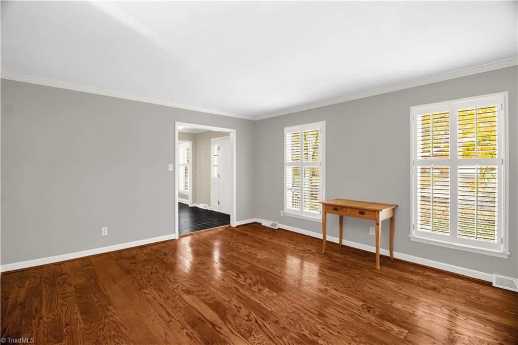 1014 Shamrock Court High Point, NC 27265 - Photo 15 of 37