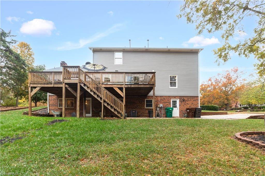1014 Shamrock Court High Point, NC 27265 - Photo 30 of 37