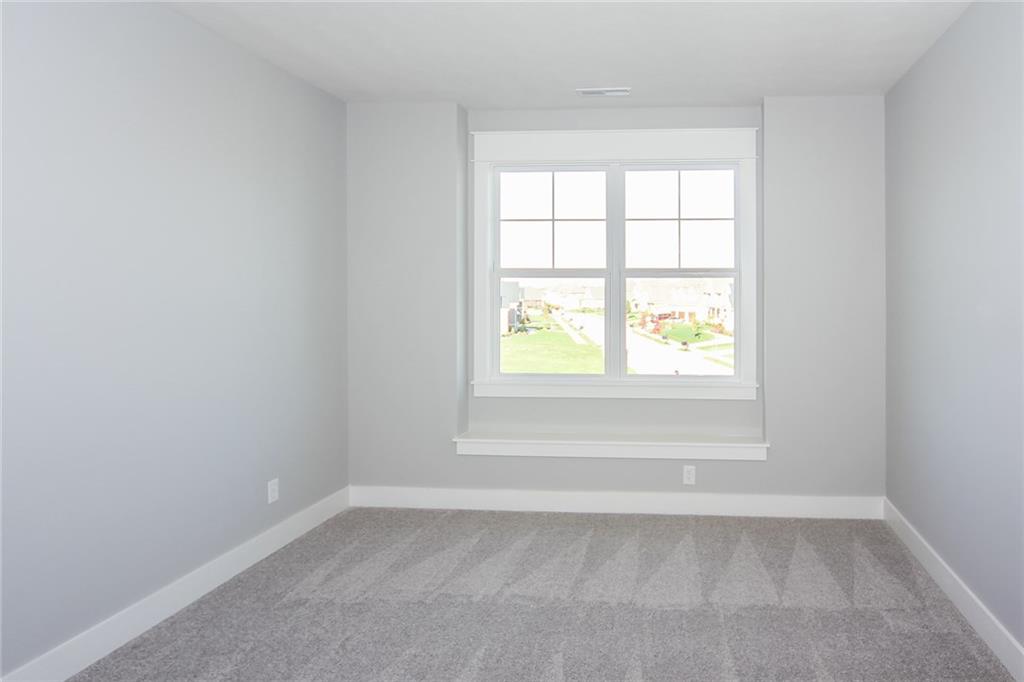 9938 Backstretch Row Fishers, IN 46055 - Photo 24 of 38 Gallery Image 24