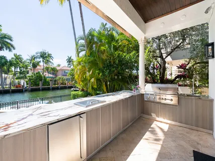 $6,475,000 | 441 Royal Plaza Drive, Fort Lauderdale, FL 33301