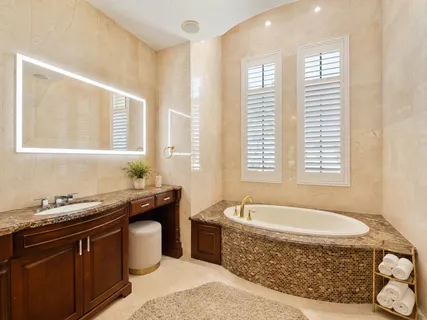 $6,475,000 | 441 Royal Plaza Drive, Fort Lauderdale, FL 33301