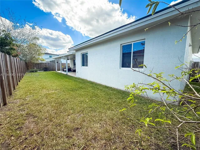 $4,200 | 17931 Southwest 152nd Avenue, Miami, FL 33187