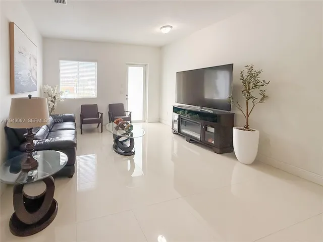 $4,200 | 17931 Southwest 152nd Avenue, Miami, FL 33187