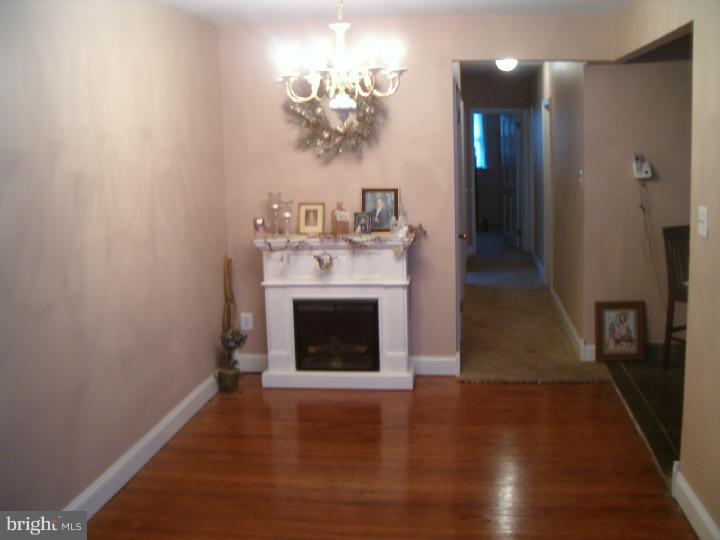 9941 Woodfern Road Philadelphia, PA 19115 - Photo 14 of 25 Dining Room