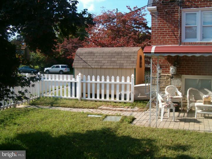 9941 Woodfern Road Philadelphia, PA 19115 - Photo 7 of 25 Back Yard