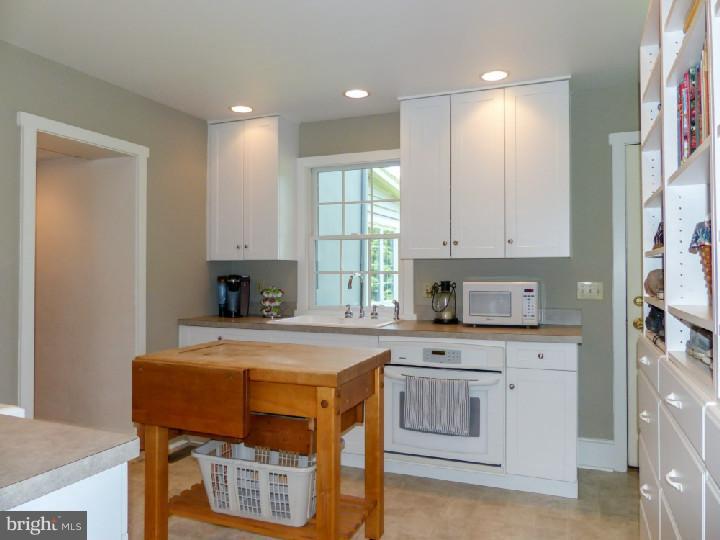 1423 Three Mile Run Road Perkasie, PA 18944 - Photo 15 of 24 Laundry Room