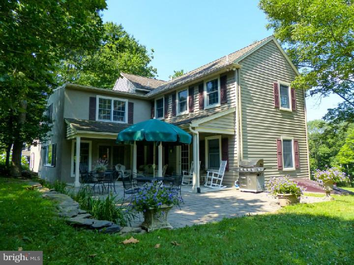1423 Three Mile Run Road Perkasie, PA 18944 - Photo 22 of 24 Exterior Side