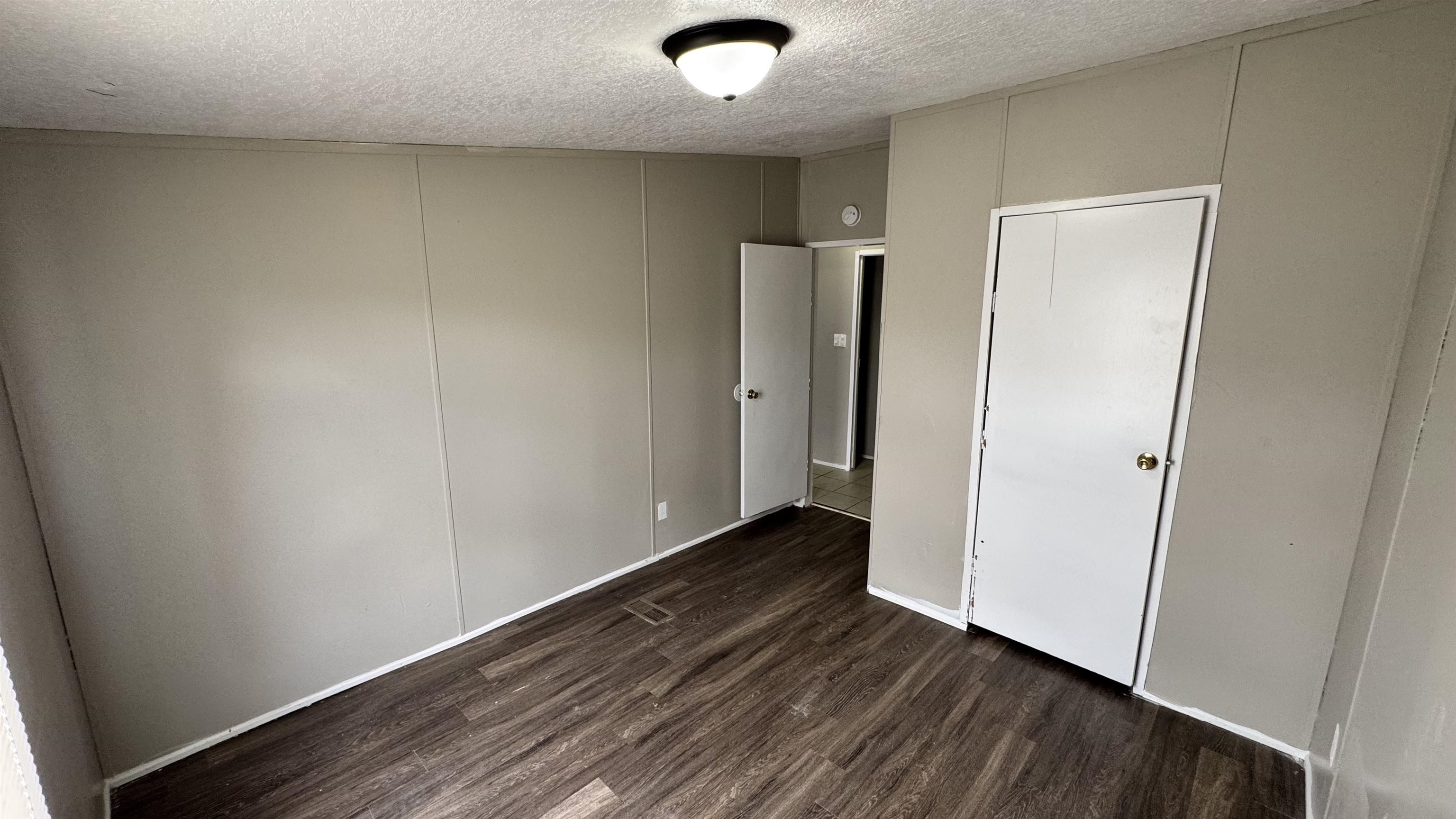 288 West Brooks Road Memphis, TN 38109 - Photo 7 of 14