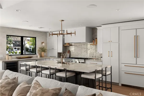 $3,099,000 | 2398 Leeward Circle, Westlake Village, CA 91361