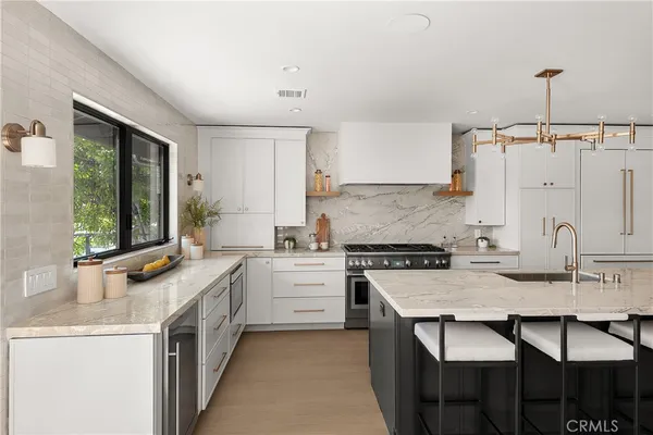 $3,099,000 | 2398 Leeward Circle, Westlake Village, CA 91361