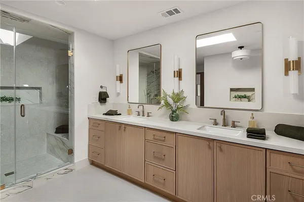 $3,099,000 | 2398 Leeward Circle, Westlake Village, CA 91361