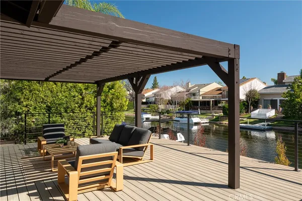 $3,099,000 | 2398 Leeward Circle, Westlake Village, CA 91361