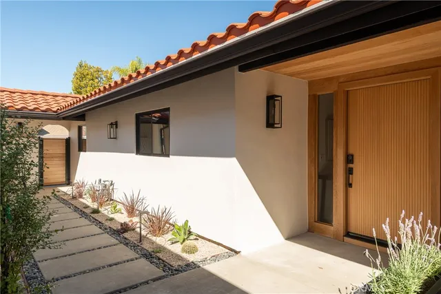 $3,200,000 | 2398 Leeward Circle, Westlake Village, CA 91361