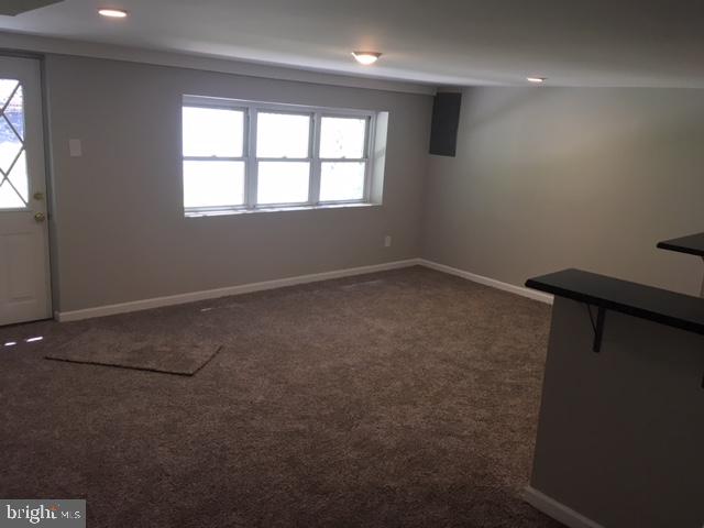 12331 Dunks Ferry Road Philadelphia, PA 19154 - Photo 6 of 21 an empty room with windows