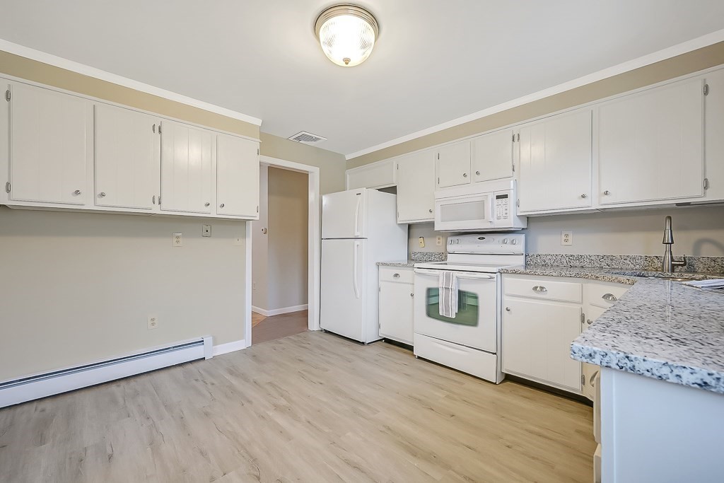 11 Larned Road Oxford, MA 01540 - Photo 7 of 34 Gallery Image 7