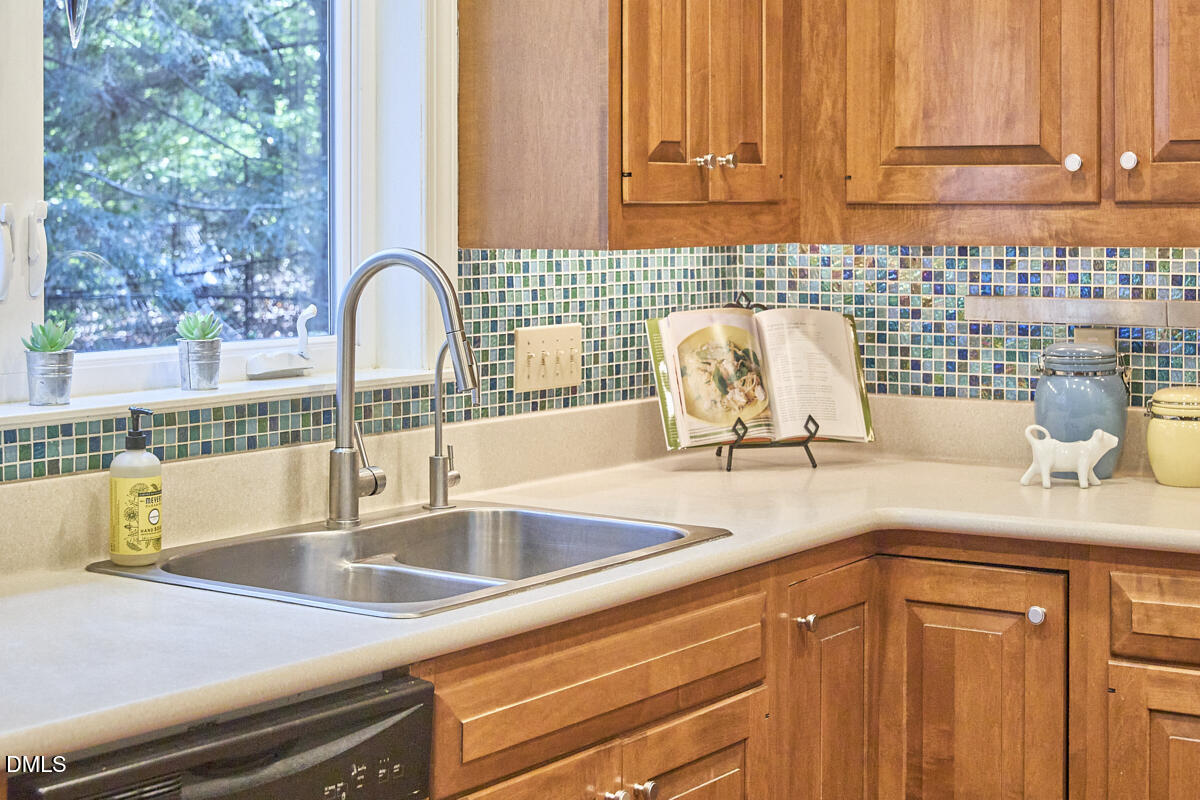 3105 Whitfield Road Chapel Hill, NC 27514 - Photo 26 of 77 Kitchen