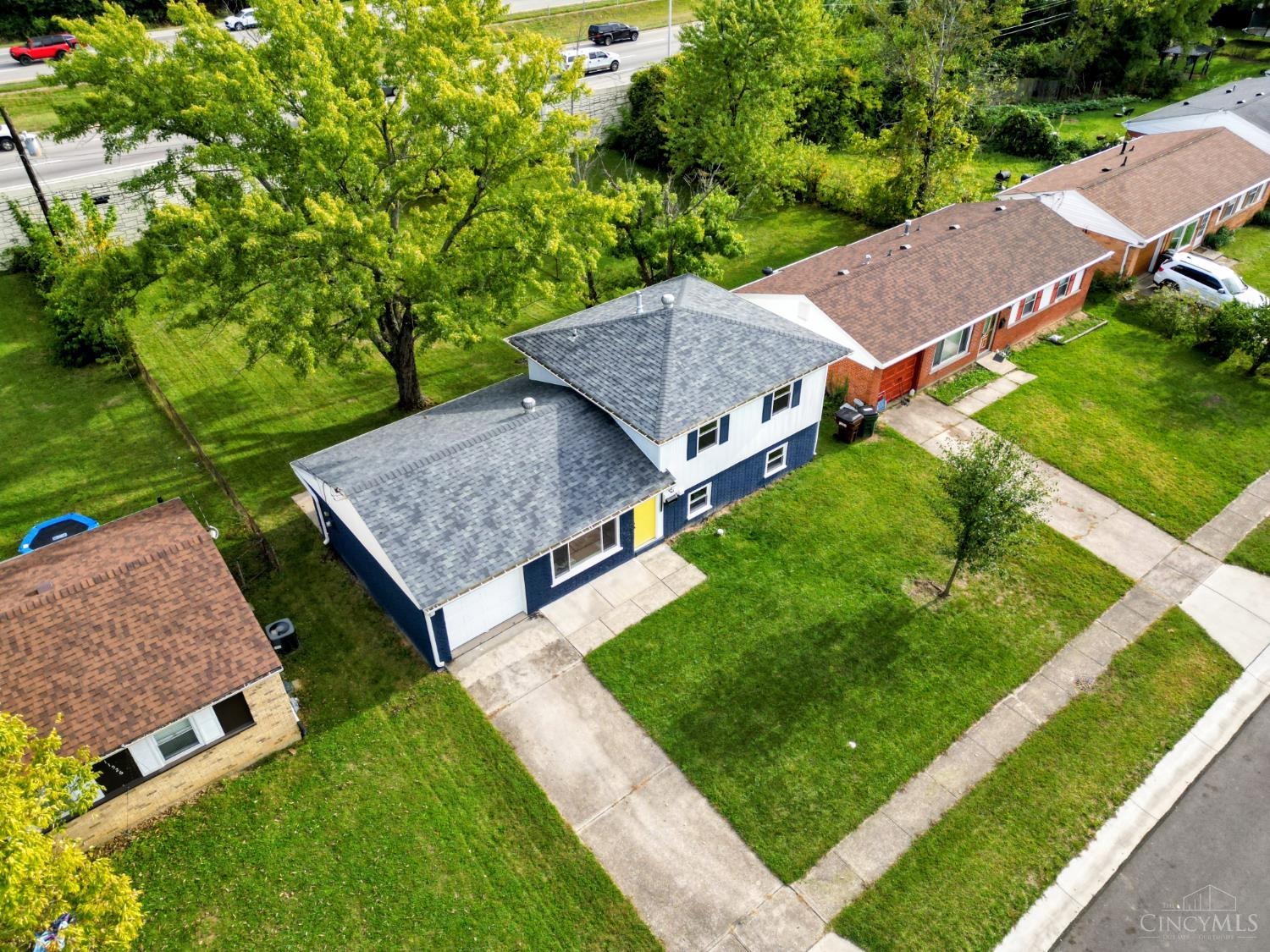 11518 Raphael Place Forest Park, OH 45240 - Photo 2 of 22