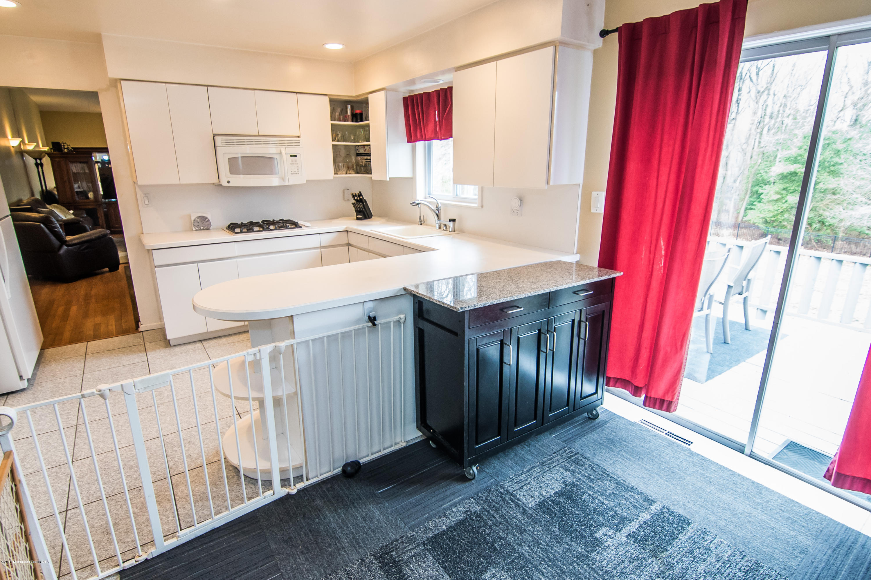 25 Millay Road Morganville, NJ 07751 - Photo 12 of 29 24-Kitchen