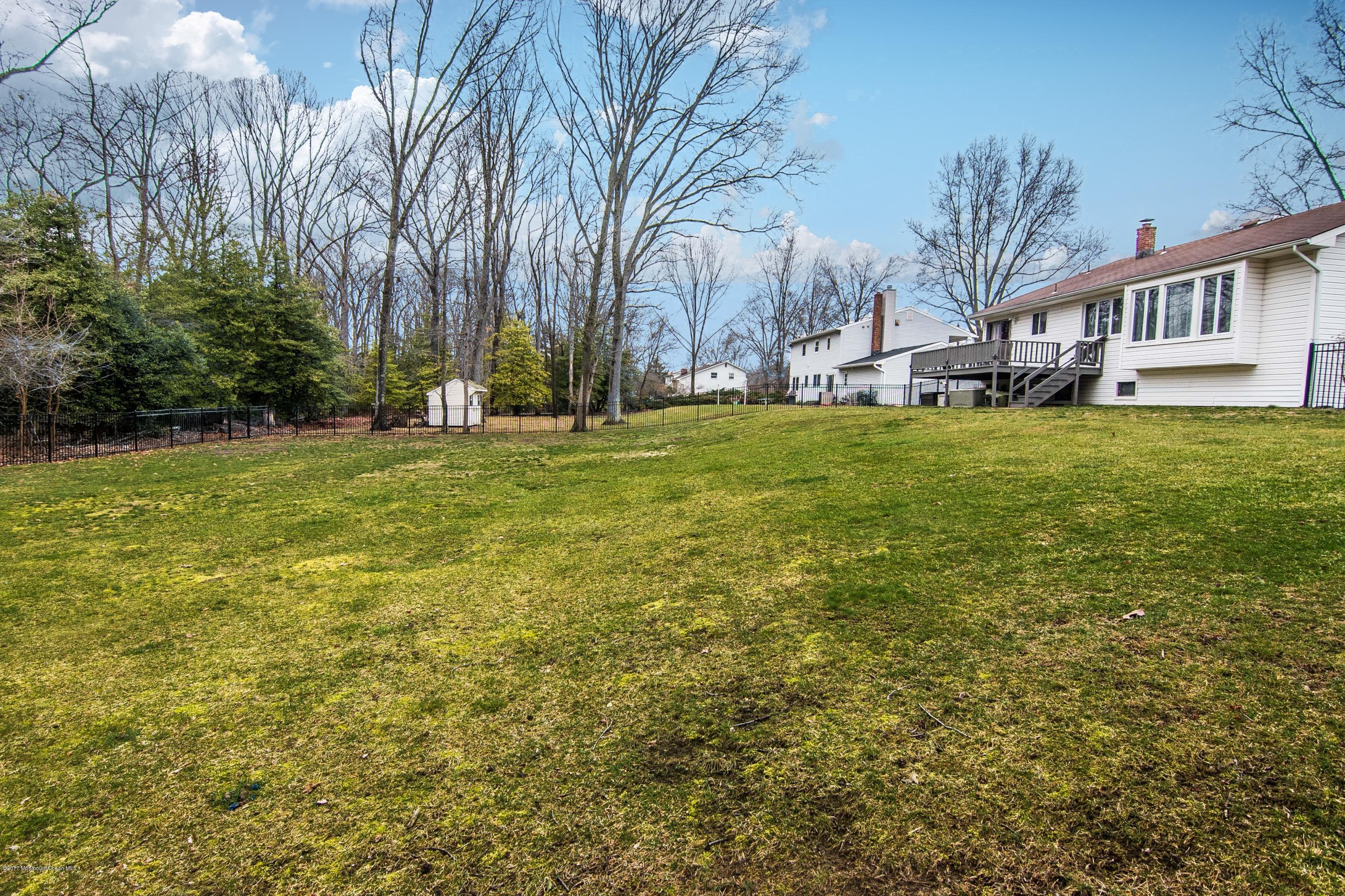 25 Millay Road Morganville, NJ 07751 - Photo 28 of 29 45_Bckyrd