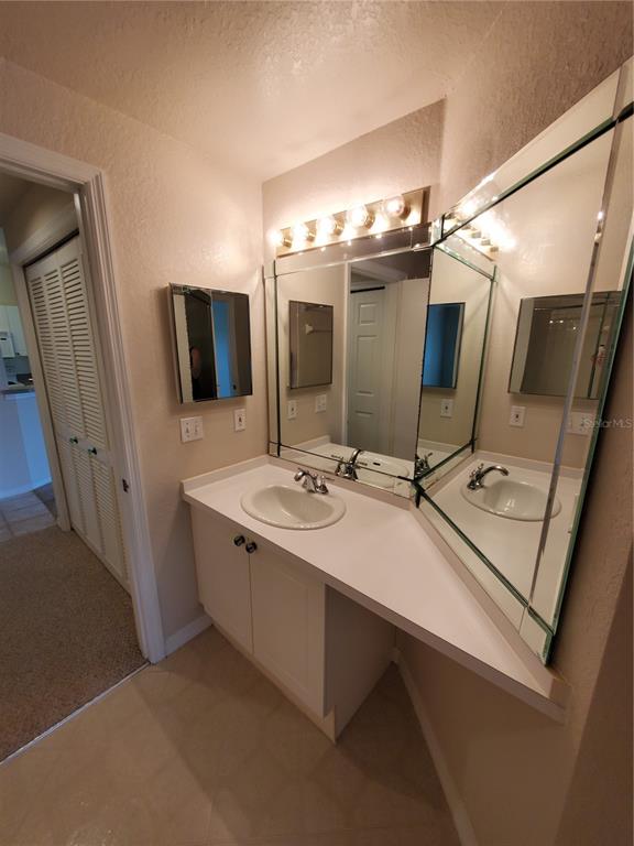 5140 Northridge Road, Unit 208 Sarasota, FL 34238 - Photo 15 of 24