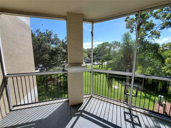 $1,700 | 5140 Northridge Road, Unit 208, Sarasota, FL 34238