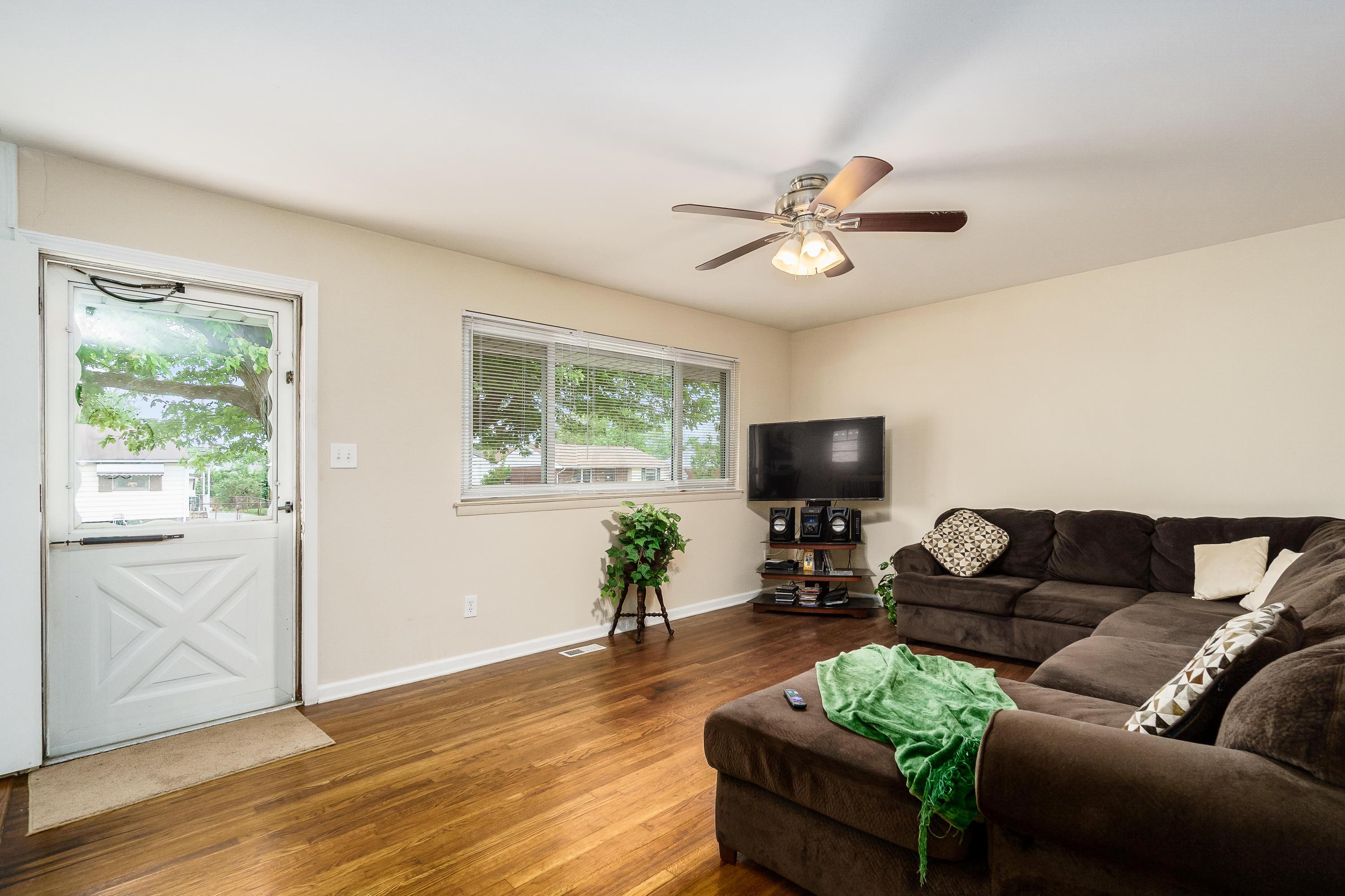 246 Schryver Road Columbus, OH 43207 - Photo 4 of 23 Gallery Image 4