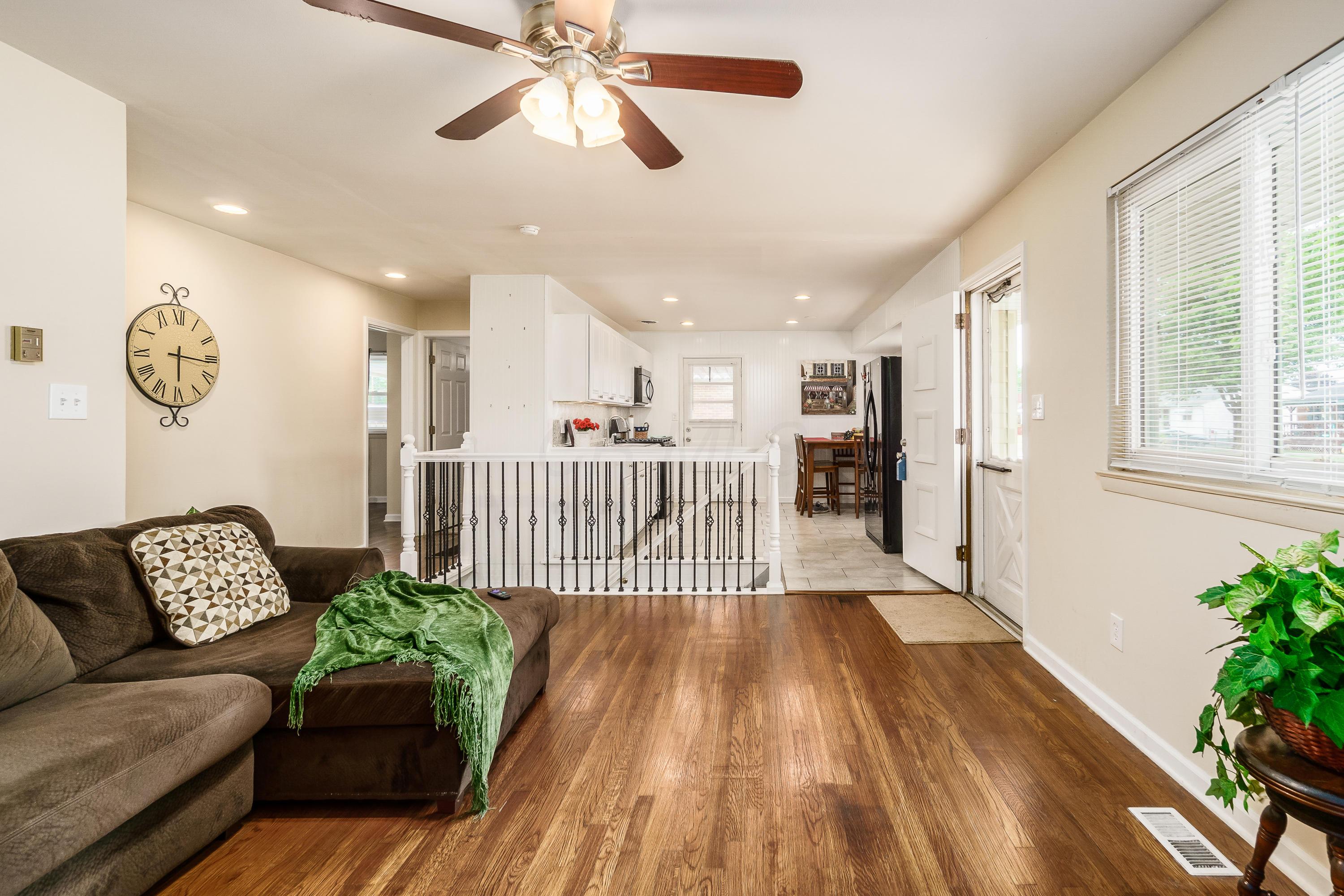 246 Schryver Road Columbus, OH 43207 - Photo 5 of 23 Gallery Image 5