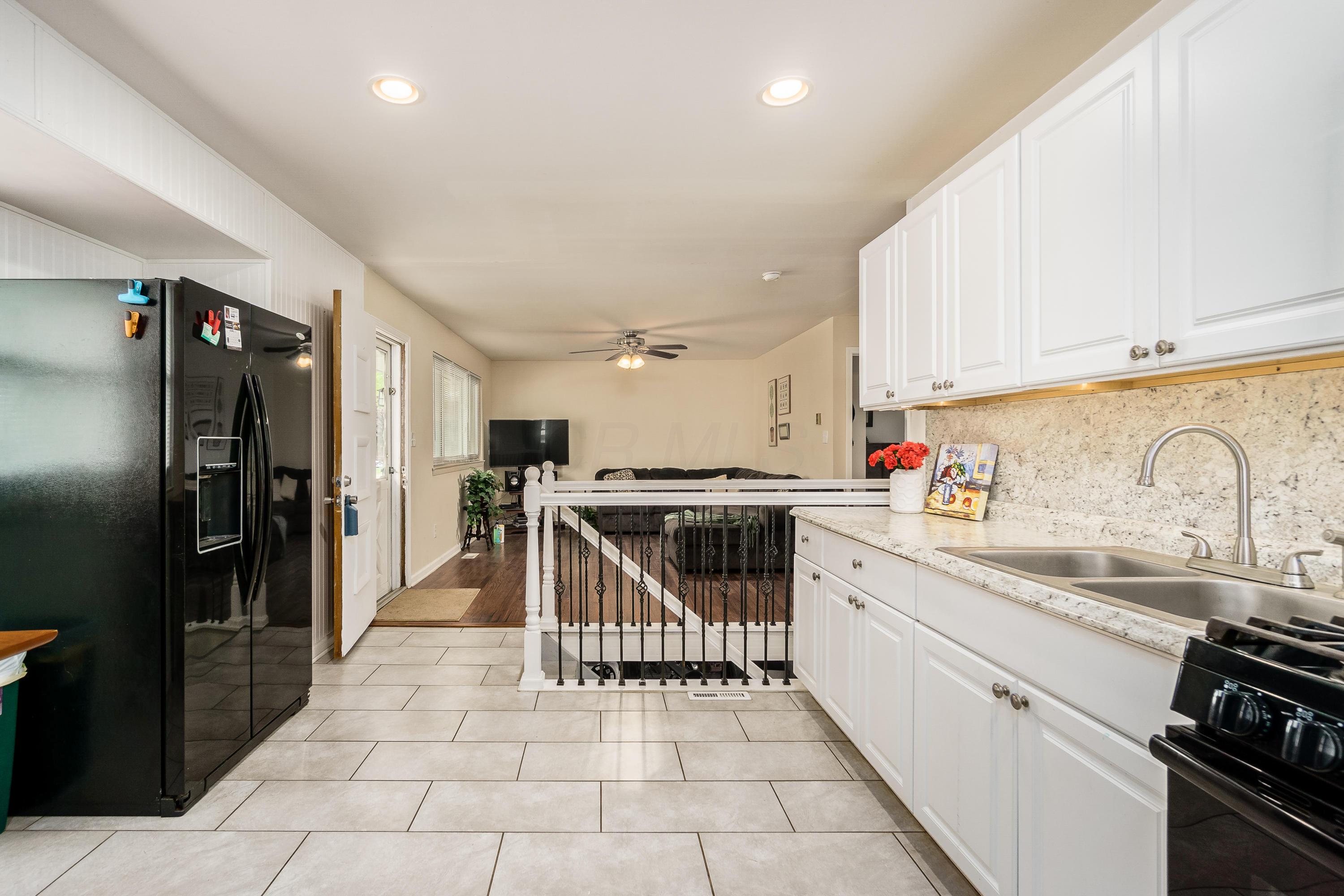 246 Schryver Road Columbus, OH 43207 - Photo 8 of 23 Gallery Image 8