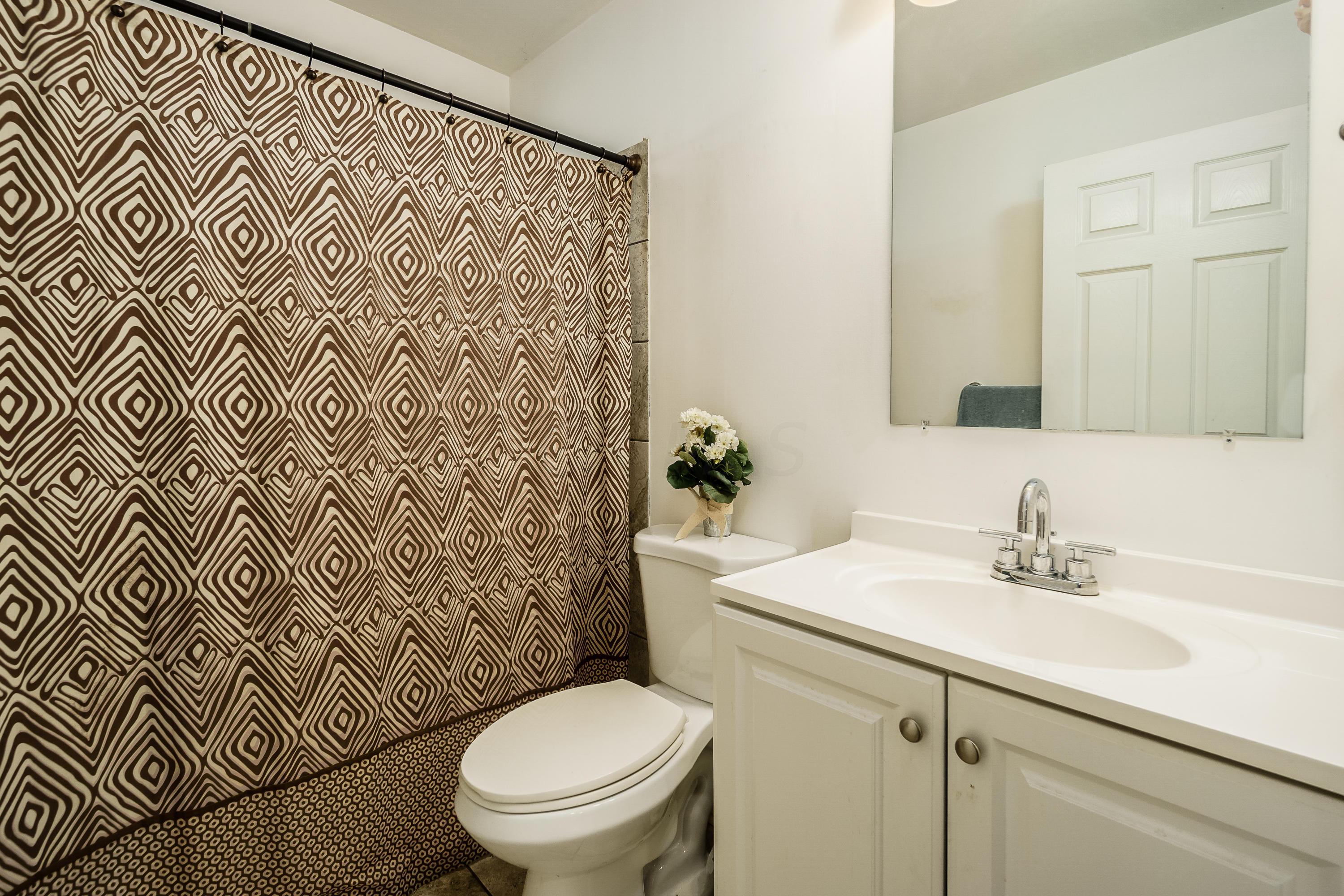 246 Schryver Road Columbus, OH 43207 - Photo 10 of 23 Gallery Image 10