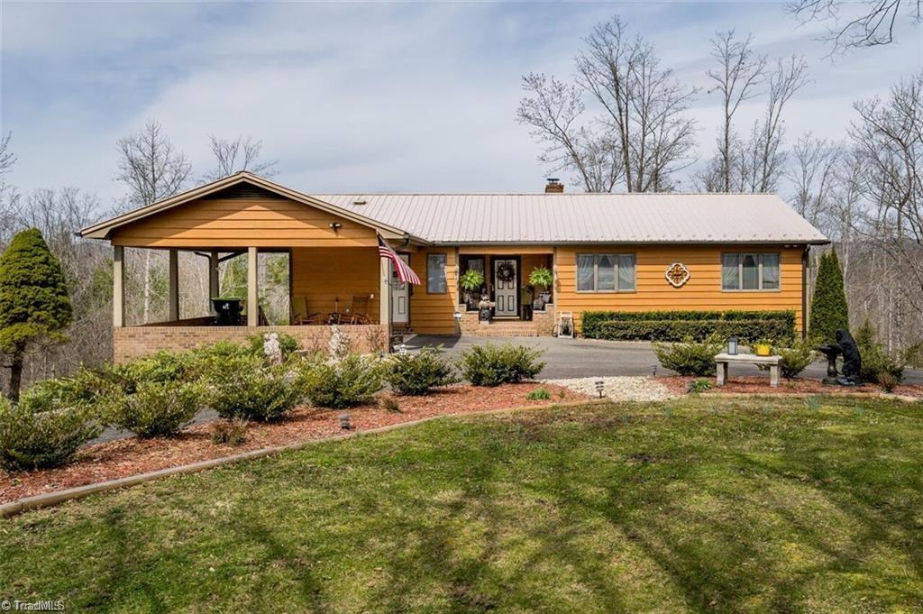 1813 Fish Lake Road Cana, VA 24317 - Photo 5 of 46 Gallery Image 5