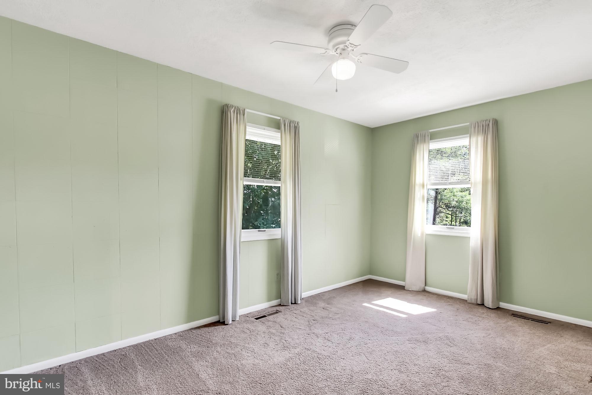 10811 Sandringham Road Cockeysville, MD 21030 - Photo 11 of 36 Main level Bedroom #2