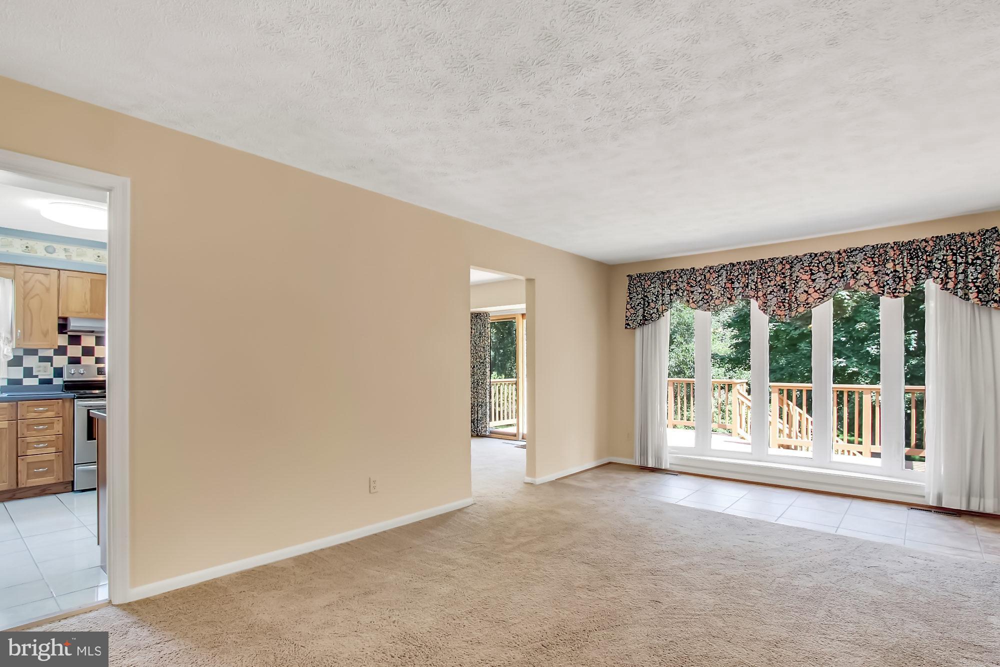 10811 Sandringham Road Cockeysville, MD 21030 - Photo 36 of 36 Floor plan allows great flow!
