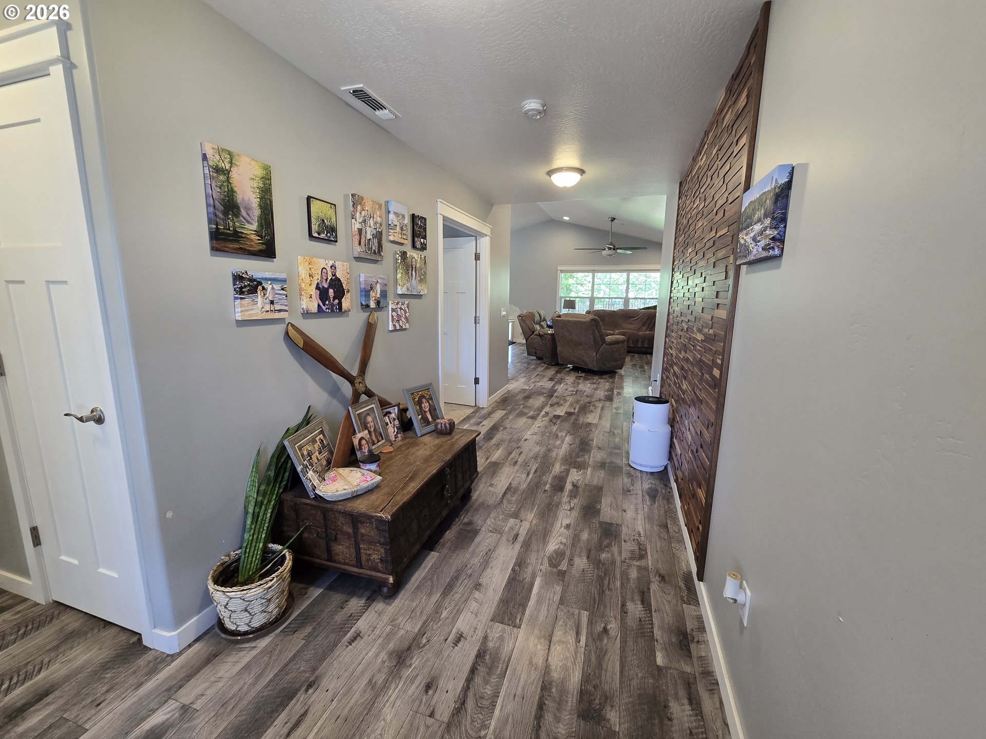 266 Retirement Lane Cave Junction, OR 97523 - Photo 12 of 44