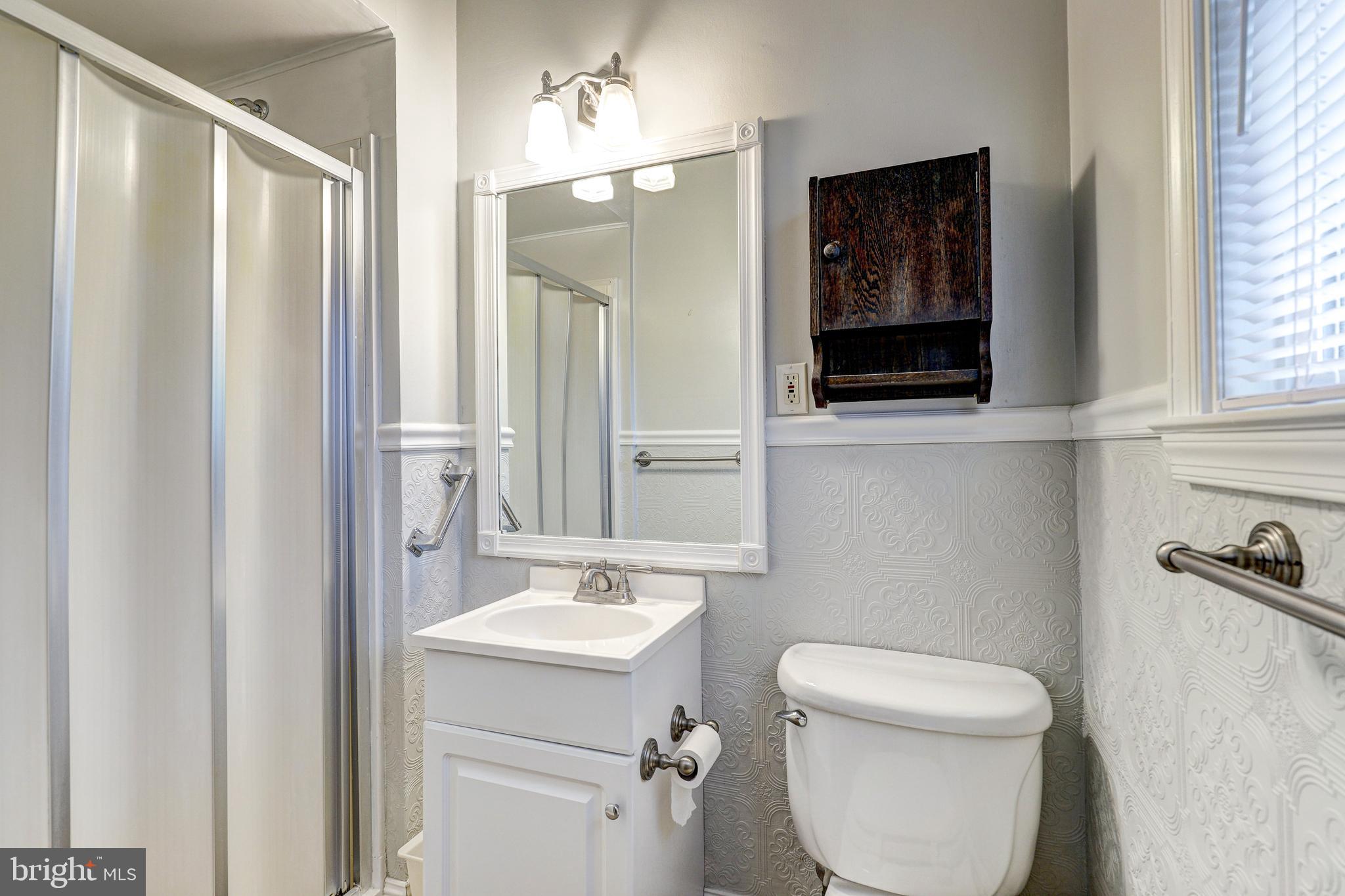 411 Merrie Lane Fallston, MD 21047 - Photo 18 of 28 Primary Bath