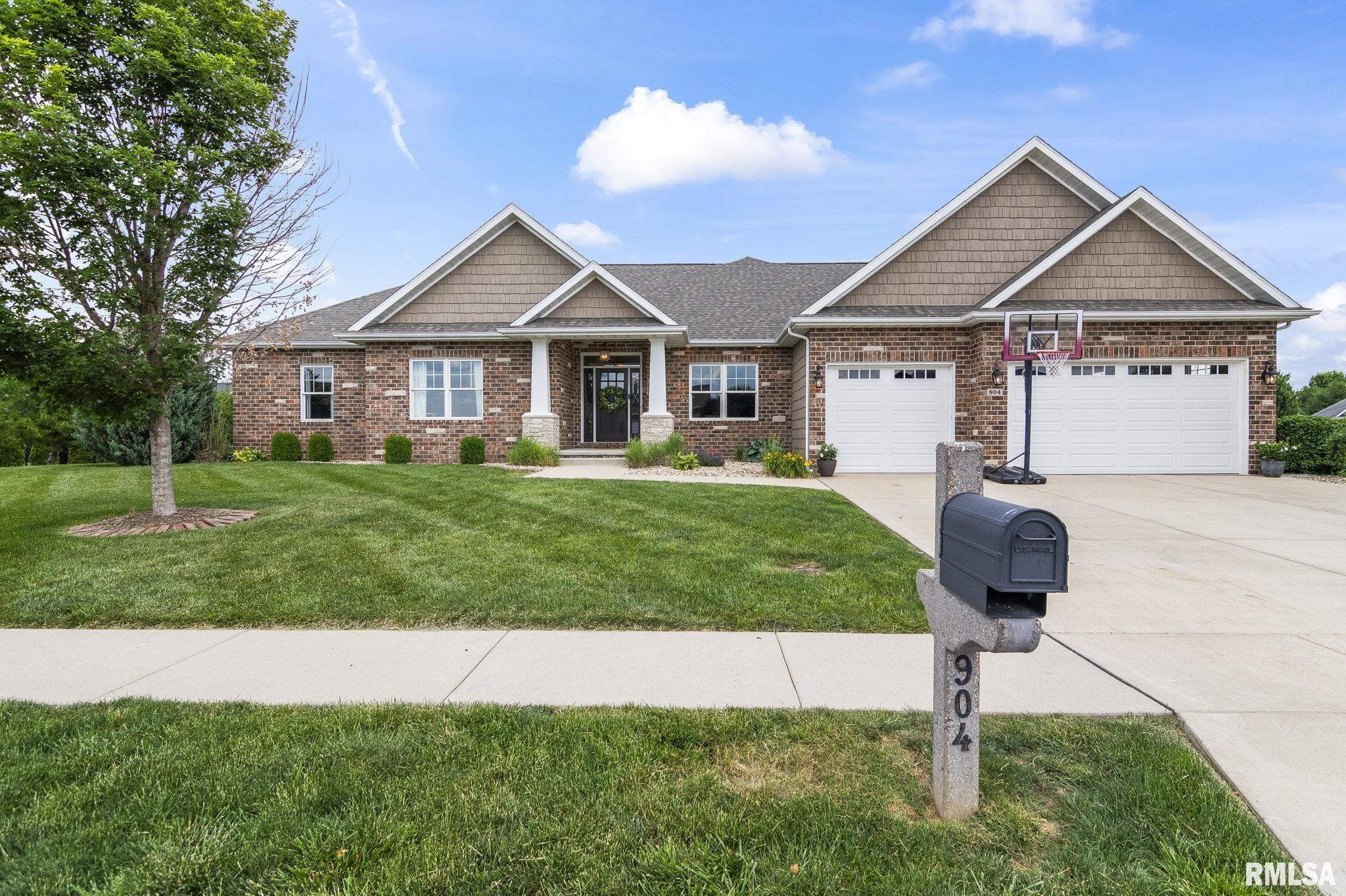 904 Nine Rock Road Sherman, IL 62684 - Photo 4 of 58