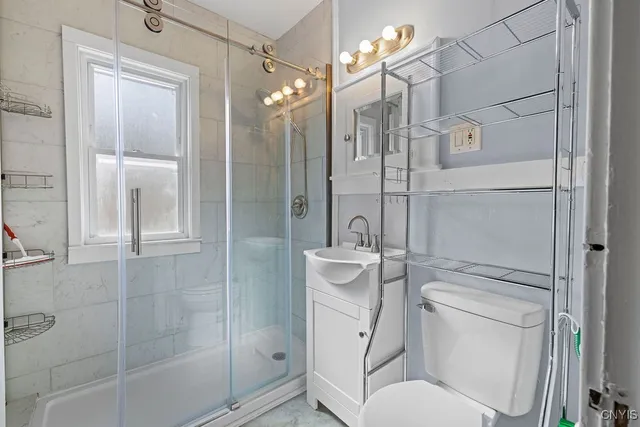 $1,450 | 403 Valley Drive, Syracuse, NY 13207