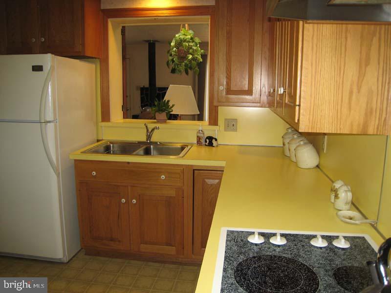 907 Valley Road Lancaster, PA 17601 - Photo 5 of 16 Gallery Image 5