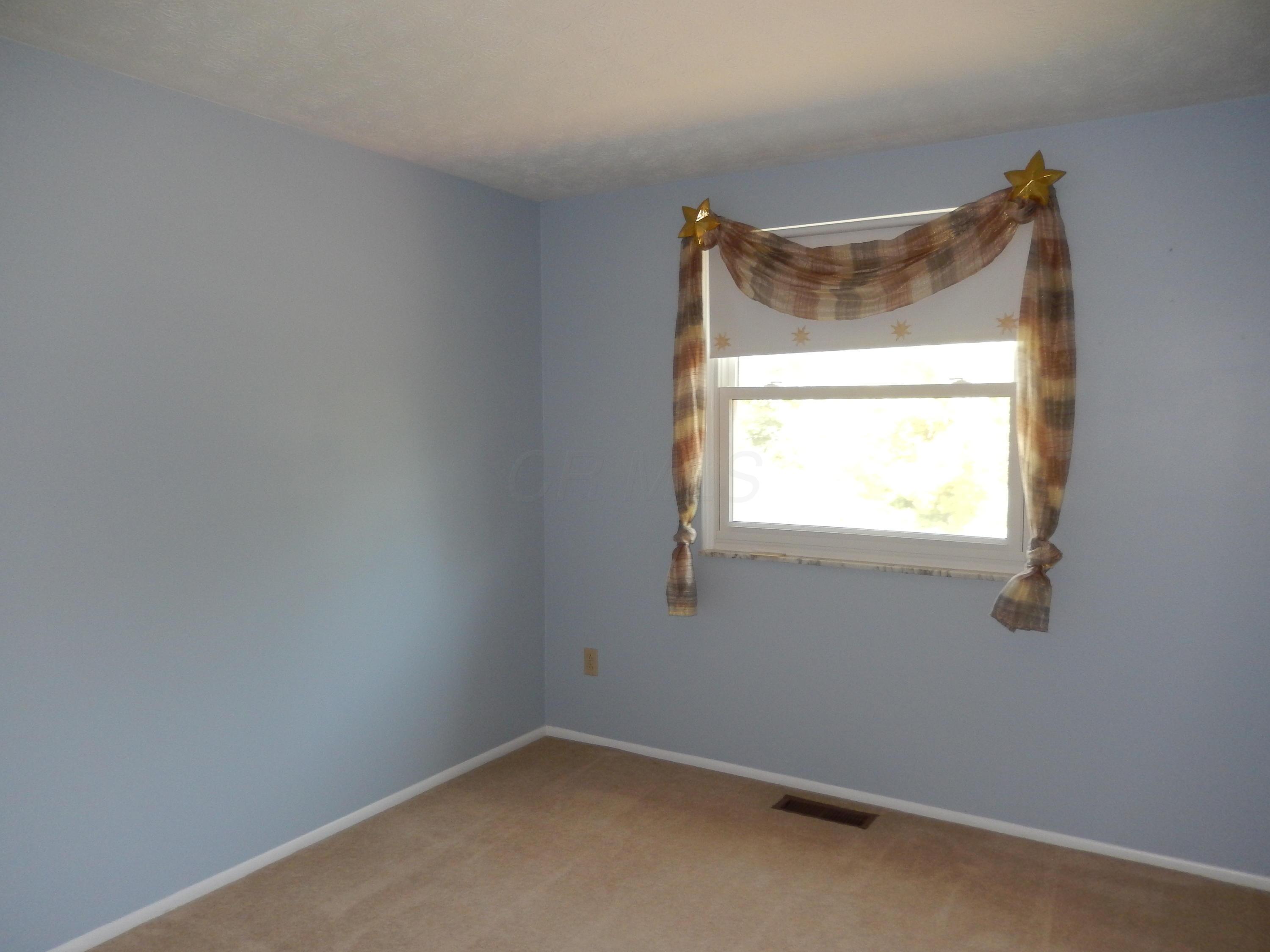 1634 Bluhm Road Columbus, OH 43223 - Photo 19 of 24