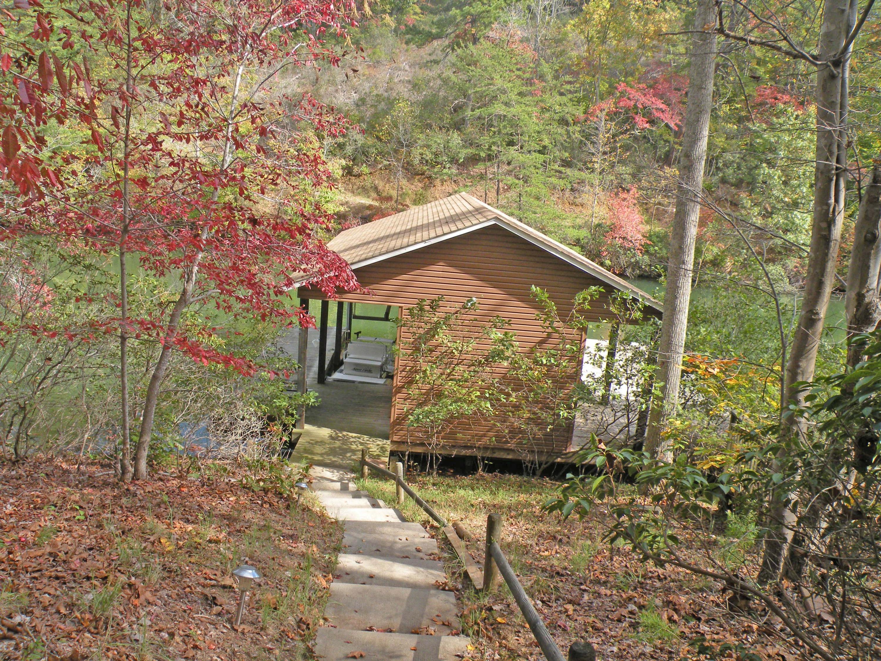 118 Thunder Ridge Road Huddleston, VA 24104 - Photo 3 of 44 Dock w/ storage shed