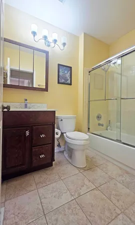 $329,900 | 111 Autumn Court, Unit 111, Buffalo Grove, IL 60089